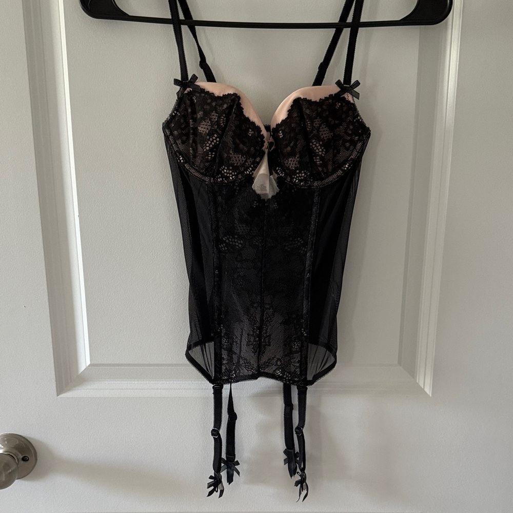 Victoria's Secret Black and Cream Lace Bustier